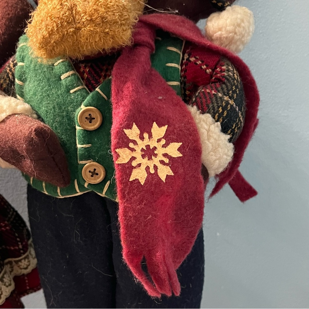 Set of (2) Primitive Christmas Holiday Winter Ice Skating Moose Family Decor - Picture 10 of 12